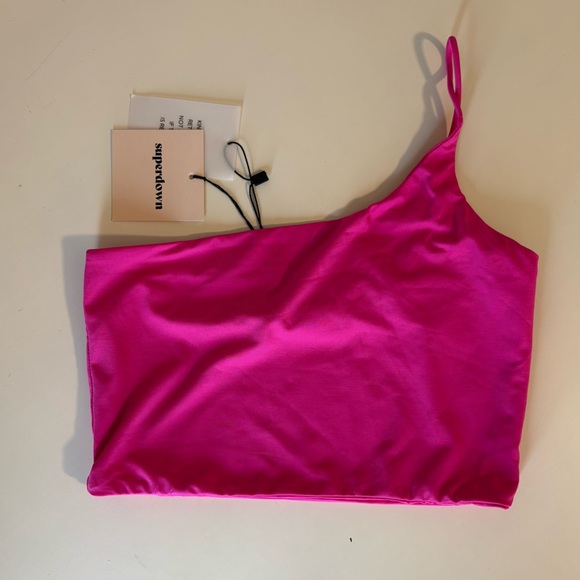 Superdown Fuchsia Two-Piece Ensemble - Picture 5 of 11